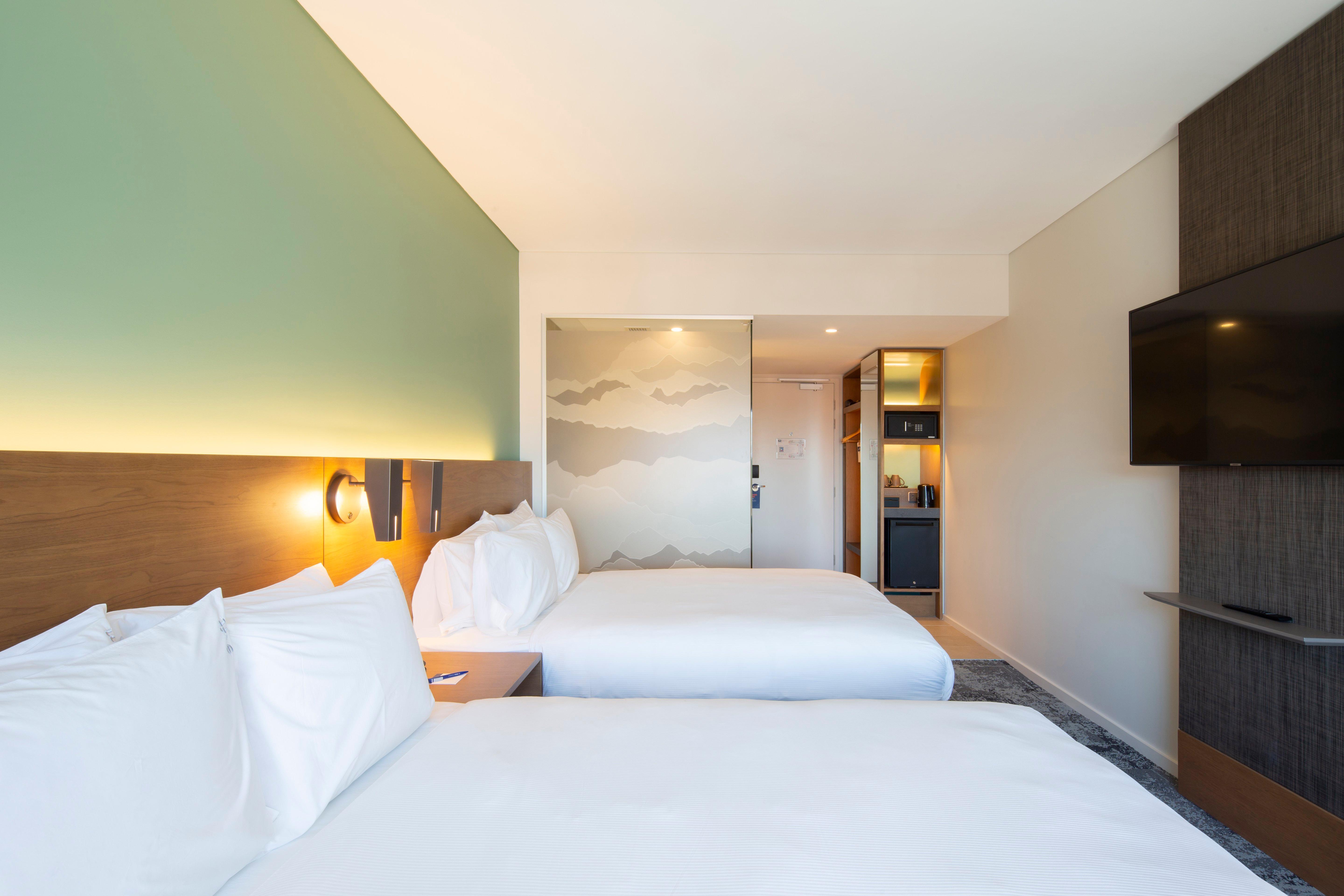 Holiday Inn Express & Suites Queenstown By Ihg Exterior foto